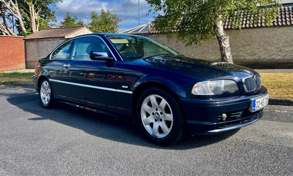 BMW 320i coupe - Image 1
