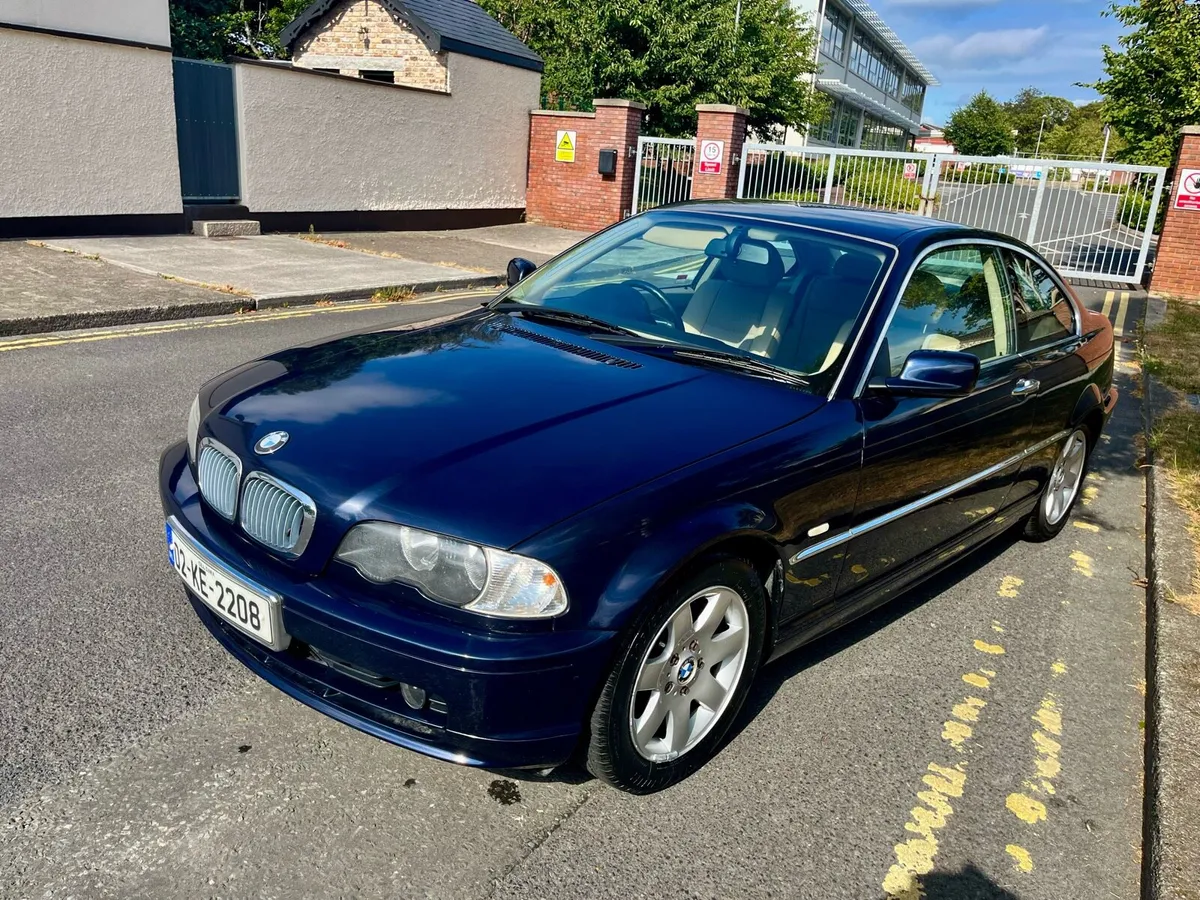 BMW 320i coupe - Image 2