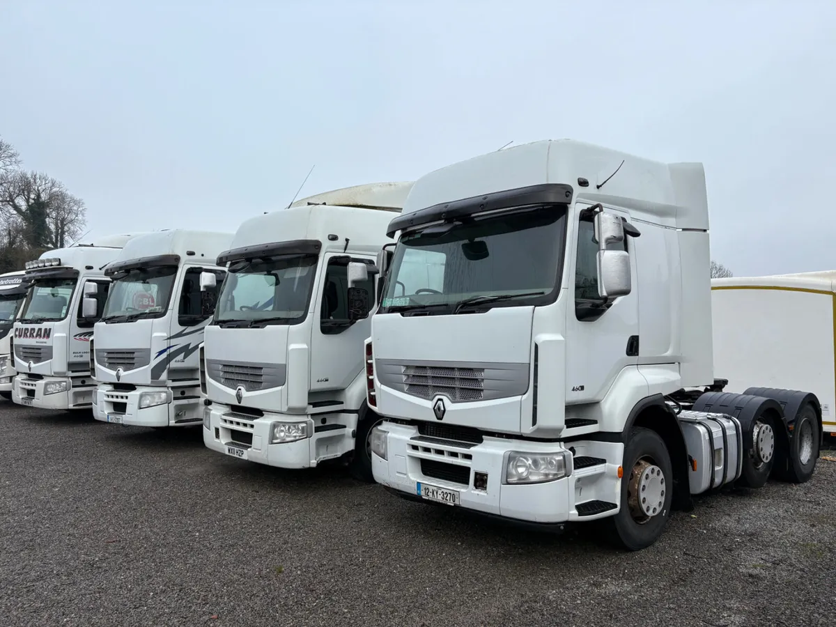 WANTED RENAULT UNITS - Image 1