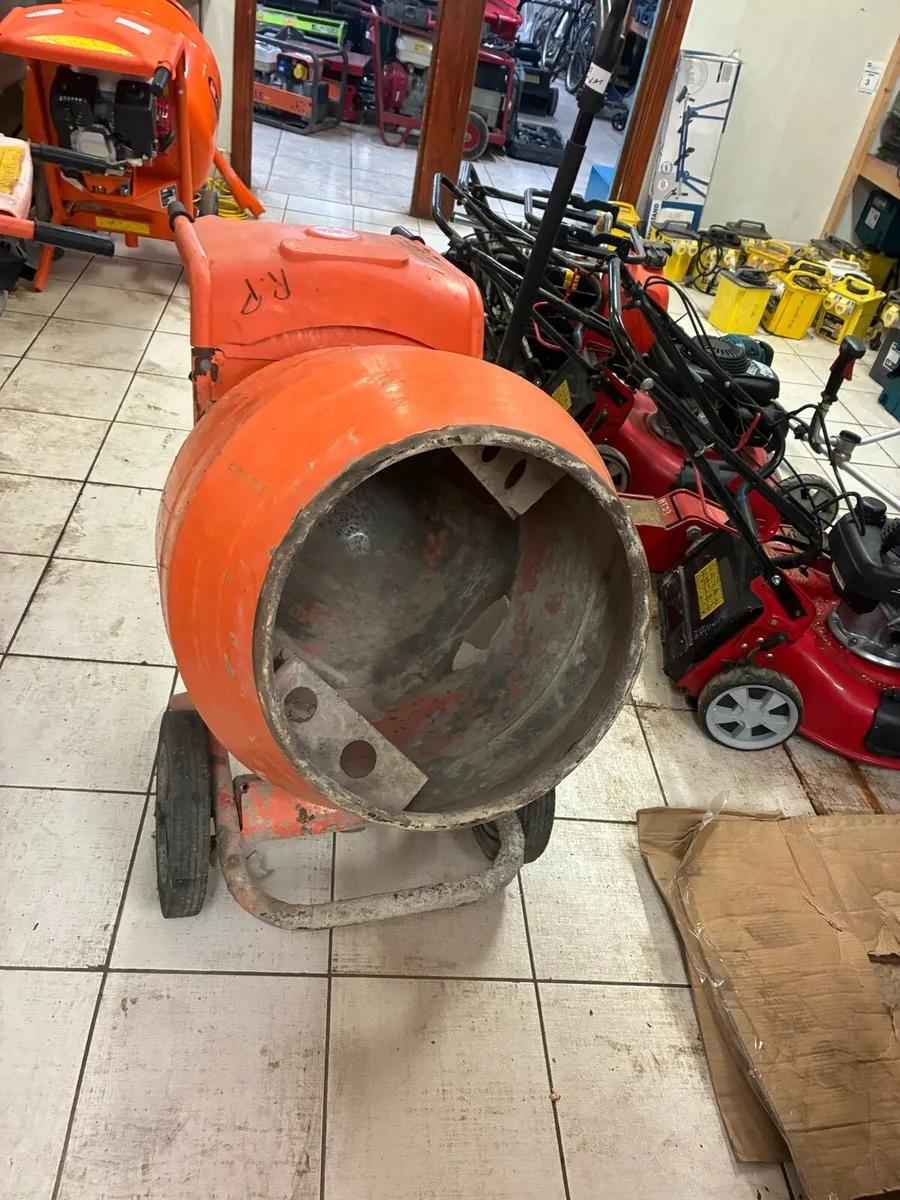 Mixers - Image 1
