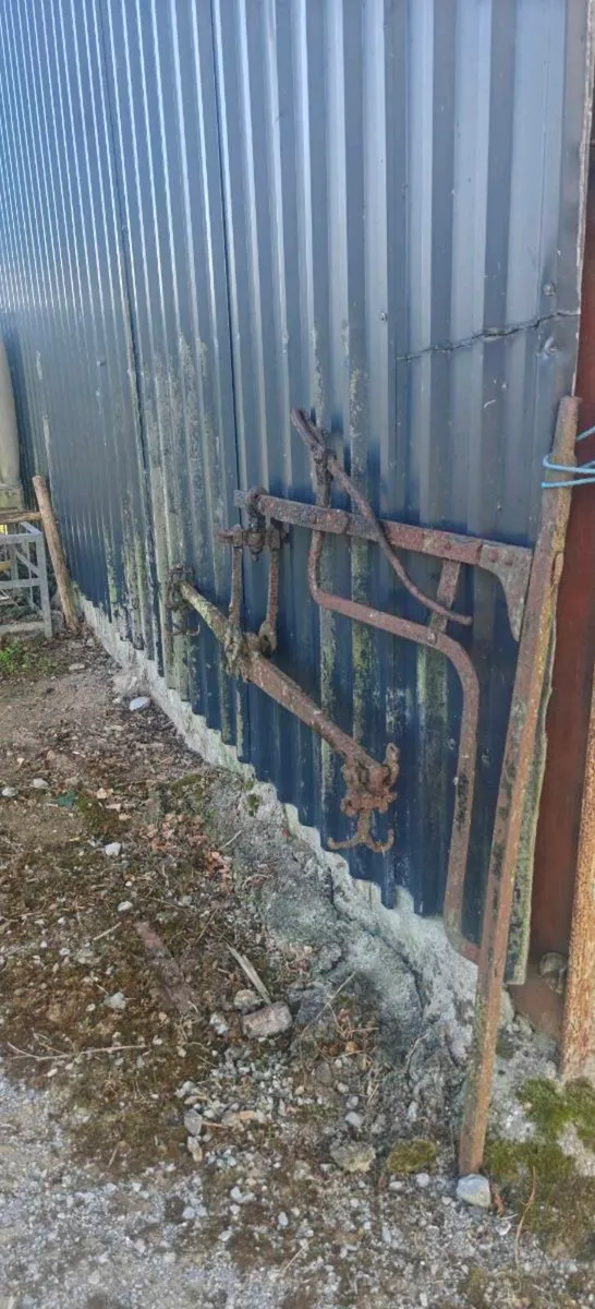 Antique fire crane - Image 1