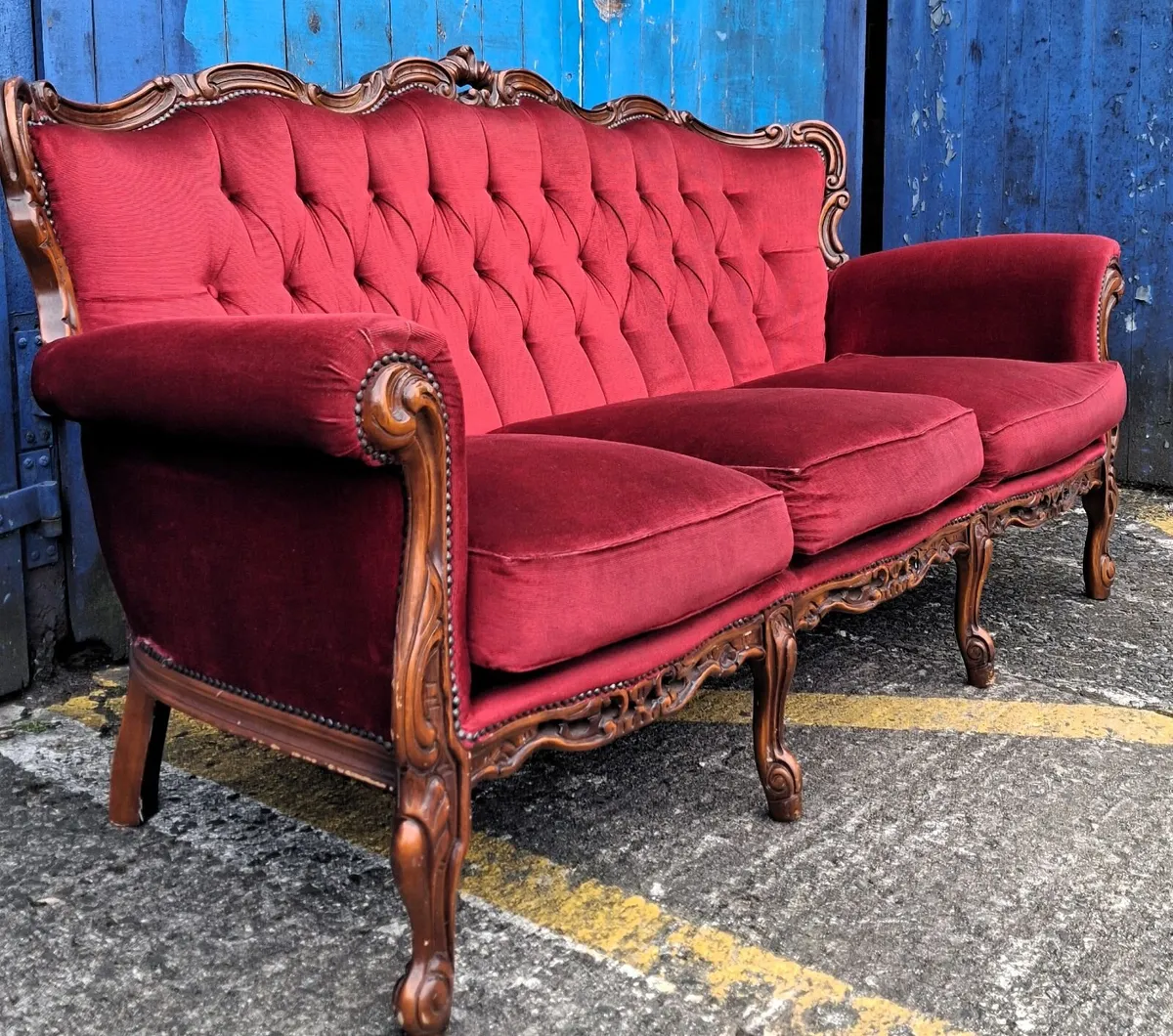 VINTAGE SOFA - Image 3