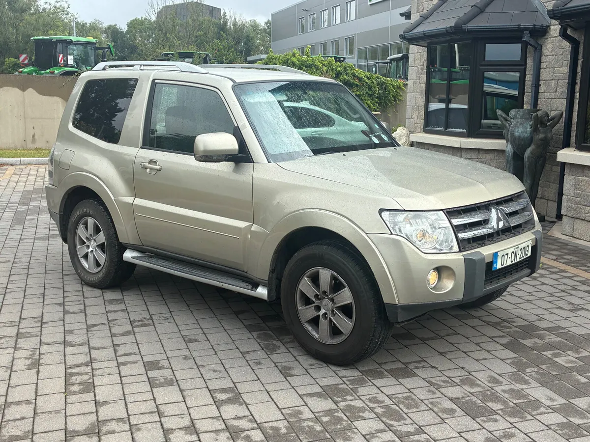 2007 Mitsubishi Pajero Swb tax+doe - Image 1