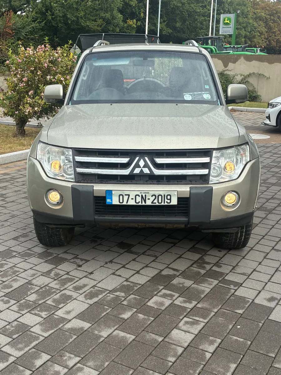 2007 Mitsubishi Pajero Swb tax+doe - Image 3