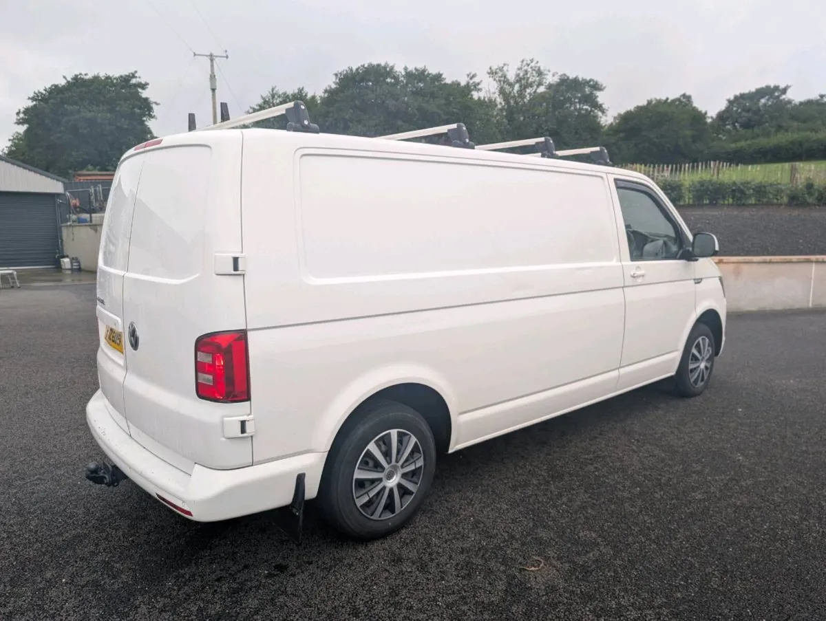 Volkswagen Transporter - Image 3