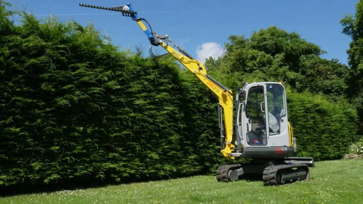 New Slanetrac HC150 Hedge Trimmer - Image 4