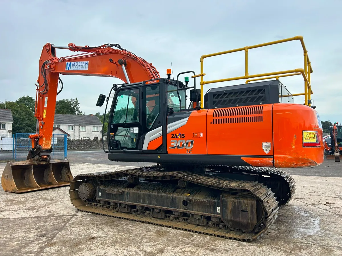 2024 Hitachi ZX300-7 2700hrs @MULLAN PLANT - Image 4