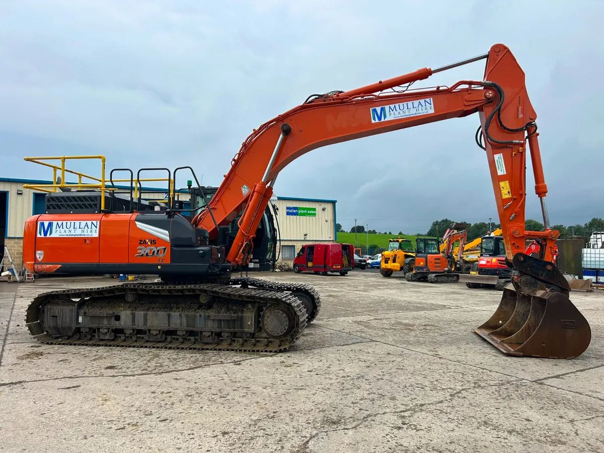 2024 Hitachi ZX300-7 2700hrs @MULLAN PLANT - Image 2
