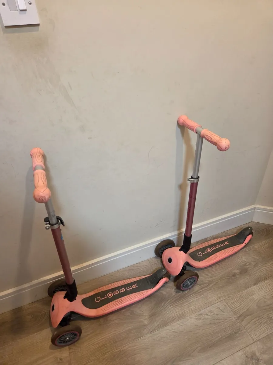 Kids Globber  scooter - Image 2
