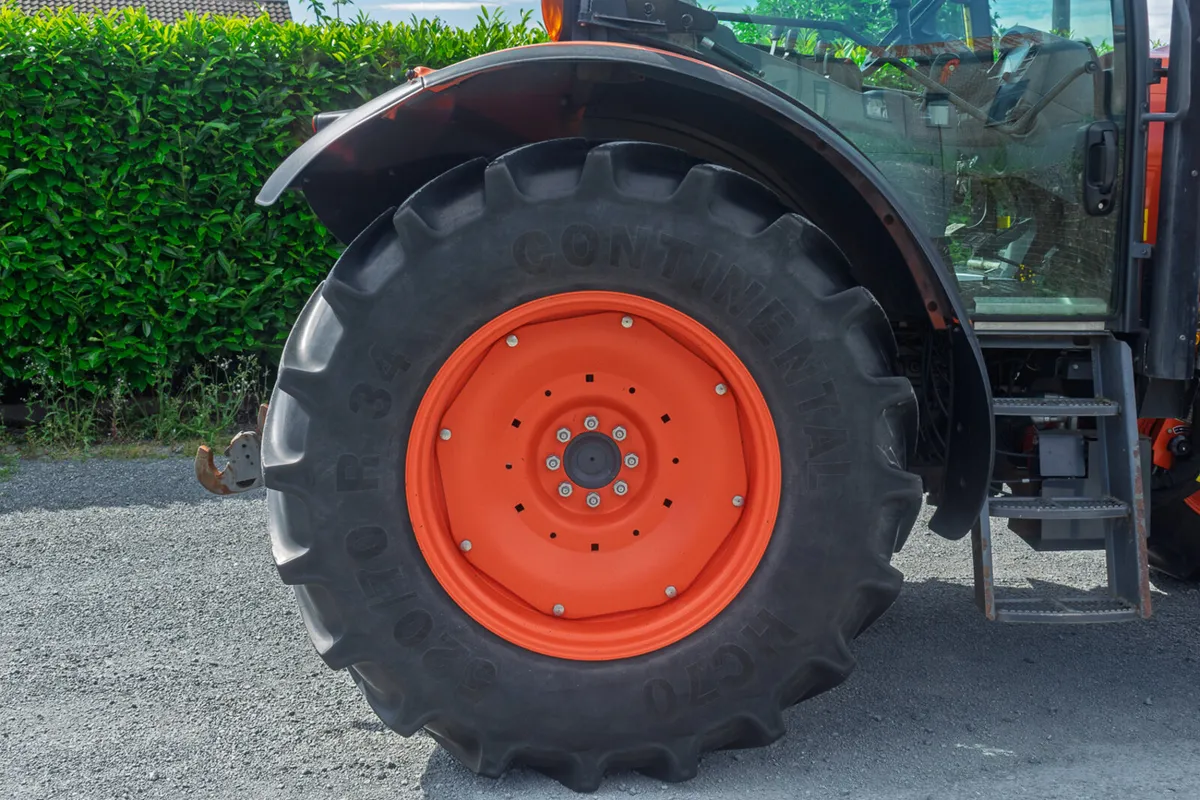 2017 Kubota M110GX-II - Image 3