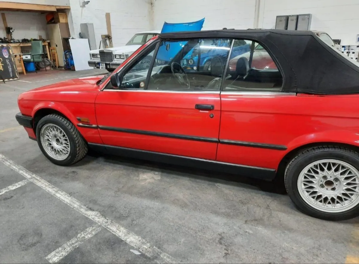 BMW 3-Series 1992 - Image 3