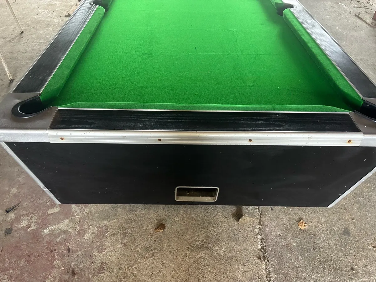 Pool table - Image 3