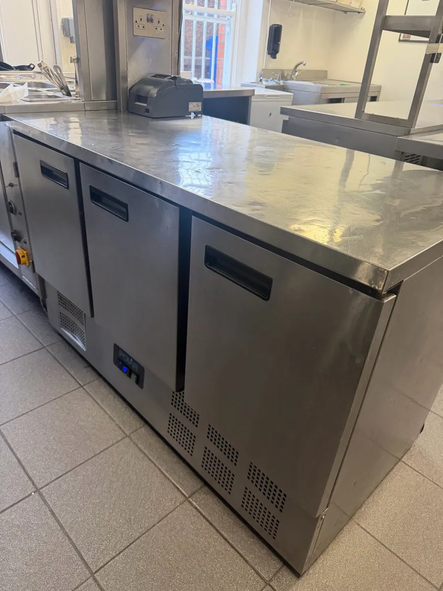 Polar Counter Fridge - Image 1