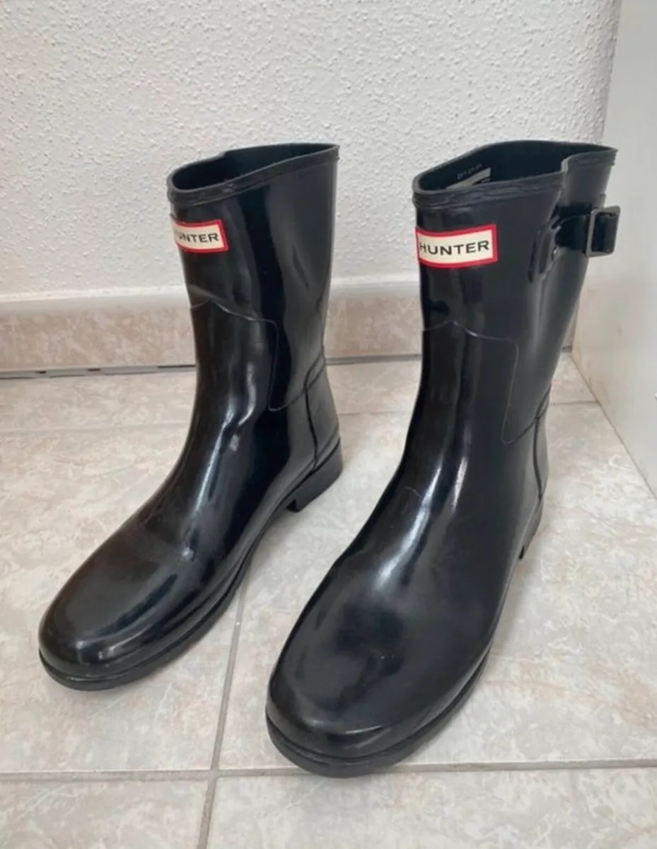 Hunter wellies uk 8 short version - Image 3