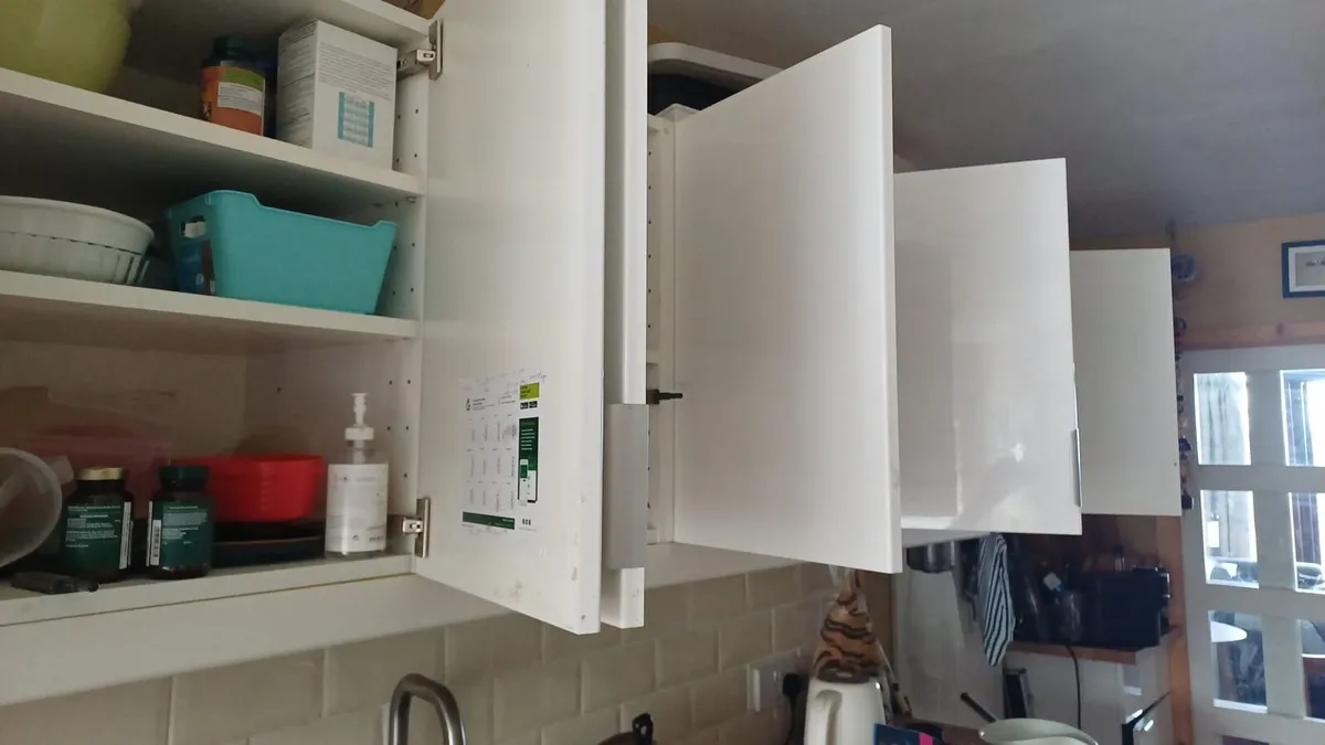Kitchen cabinet high gloss doors - Image 1