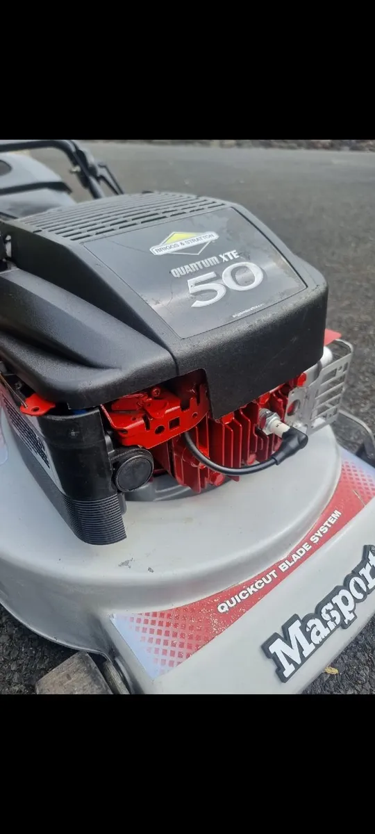 Lawnmower, Commercial Grade. - Image 3