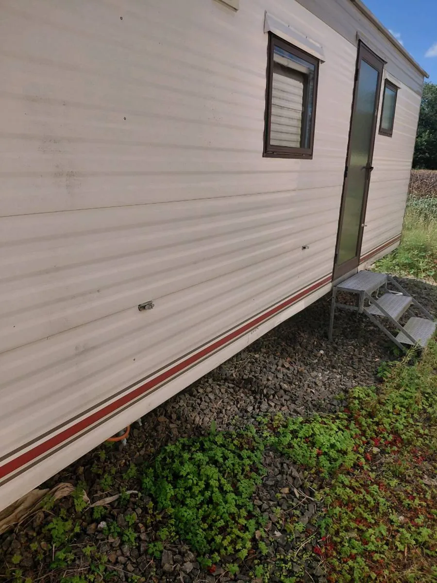 Mobile home - Image 2