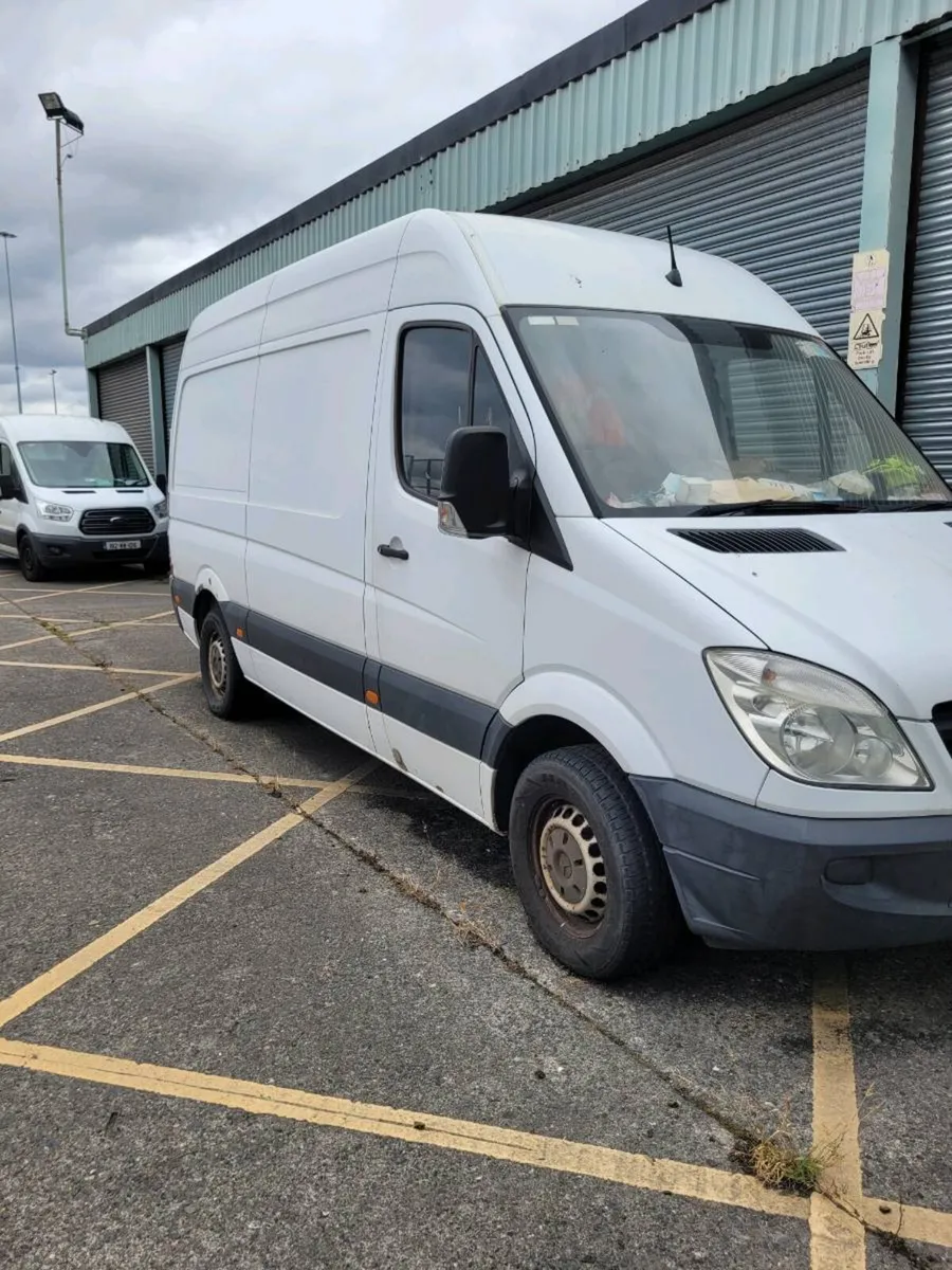 Mercedes Sprinter - Image 2