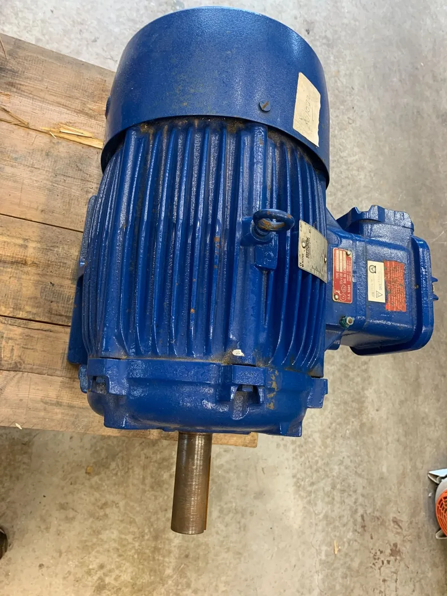 Brook Crompton Industrial Motor 21 kw - Image 3