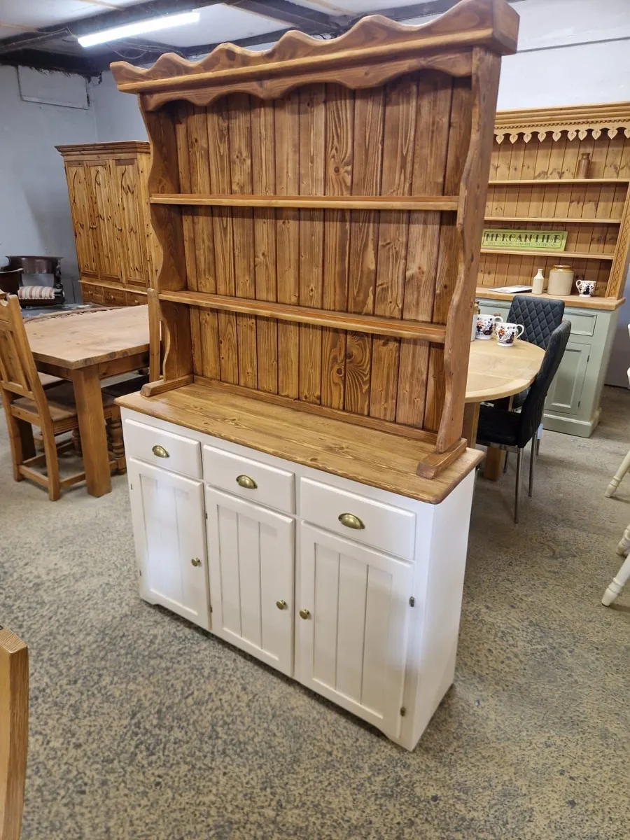 Vintage pine kitchen dresser - Image 1