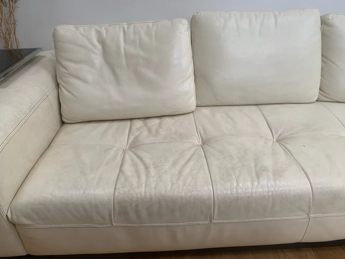 Corner couch - Image 3