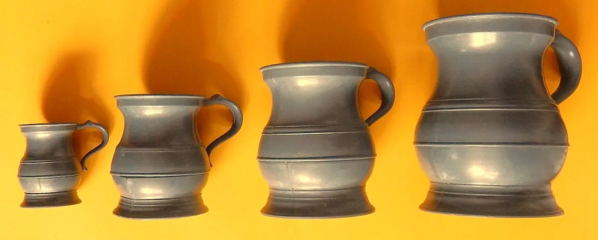 Set of 4 Graduated Pewter Tankards - Image 2
