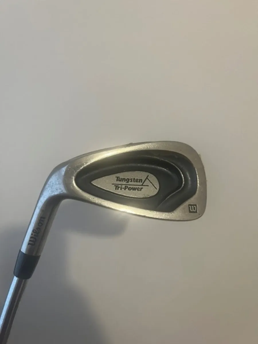 Set of L/H golf irons Wilson in mint condition - Image 3