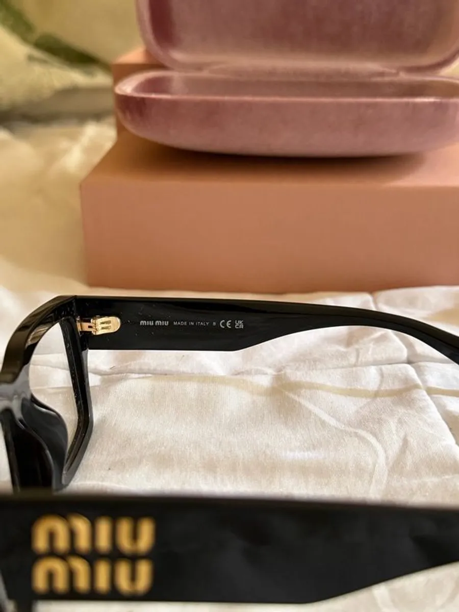 Optical Glasses - Image 4