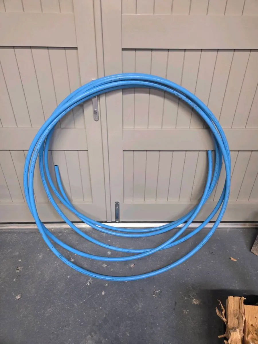 Water pipe