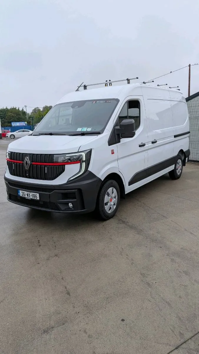 Renault Master Red edition 150hp L2H2 - Image 2