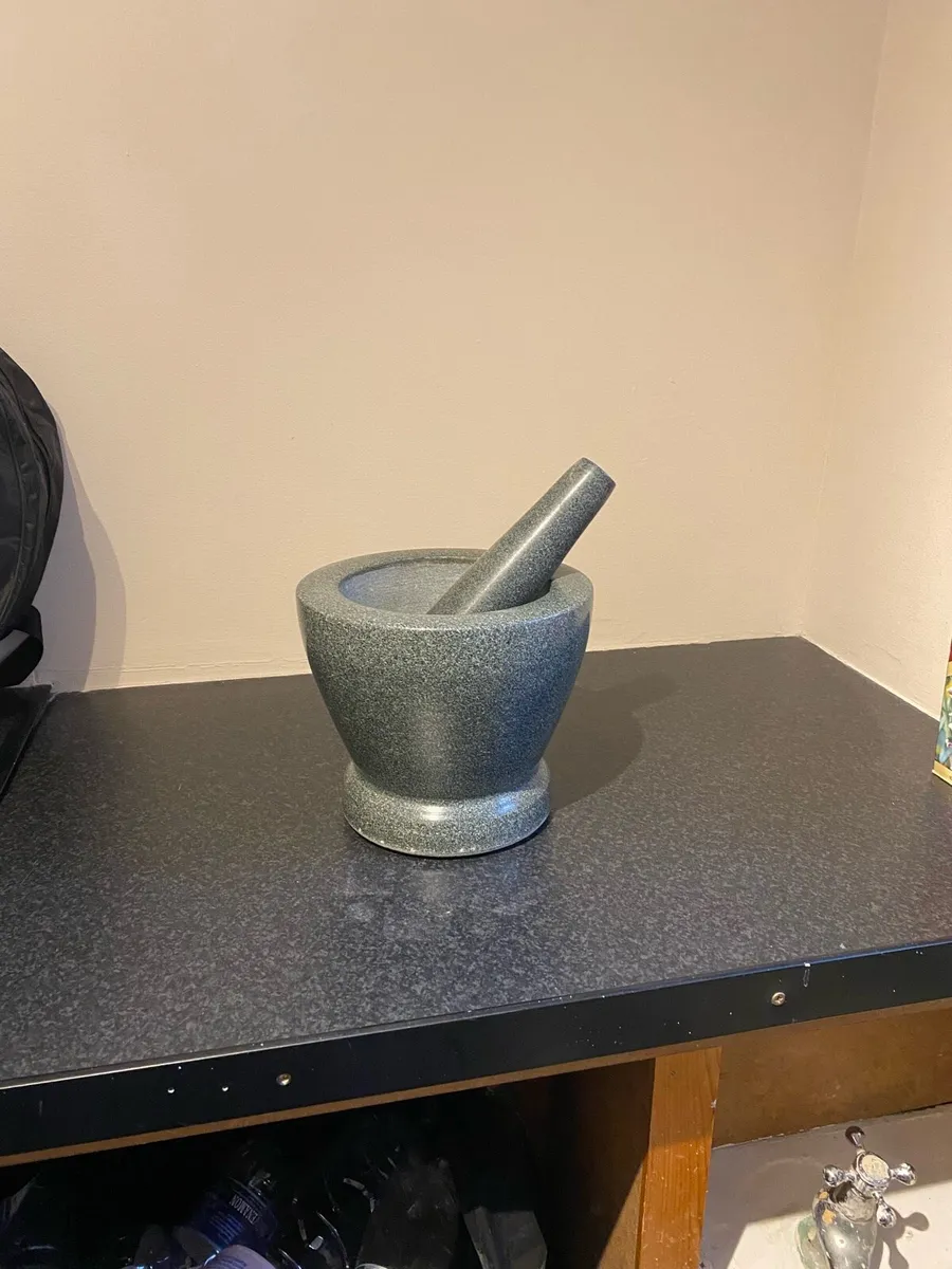 Mortar and pestle - Image 2