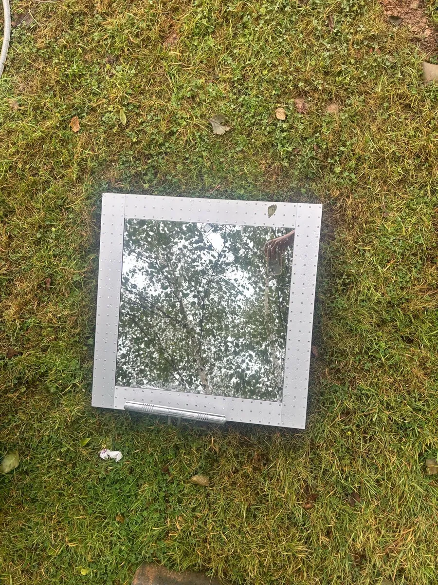 Bathroom mirrors - Image 2
