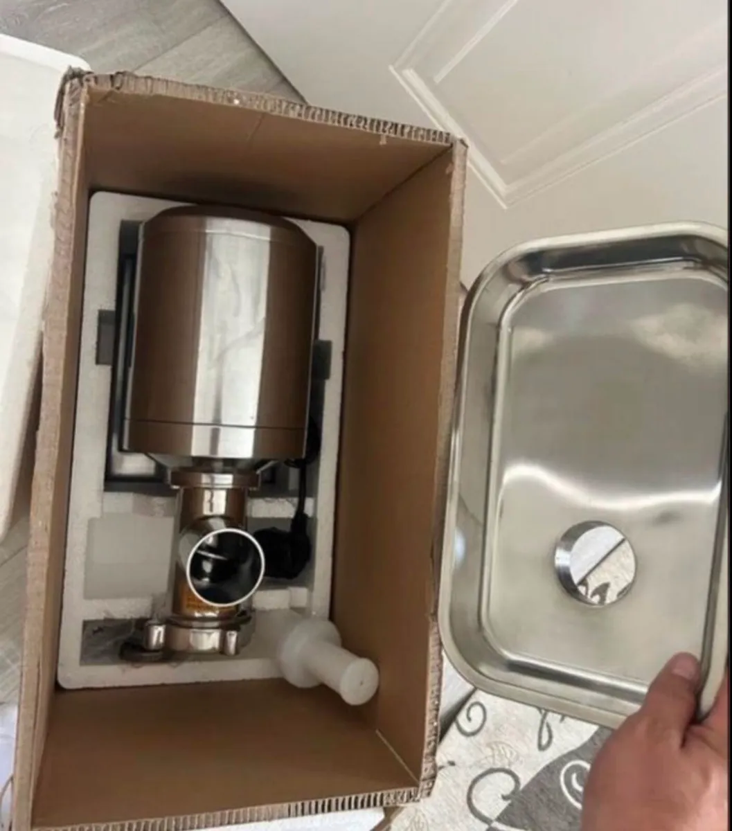 NEW NEW 17kg Heavy duty 220v Meat grinder 1100w - Image 4