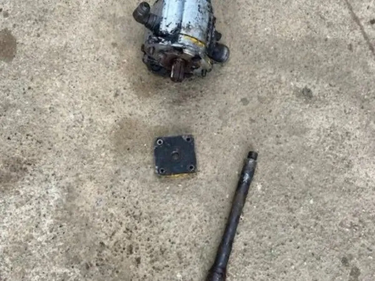 Hydraulic Pump to suit MF 50D or 50B and shaft