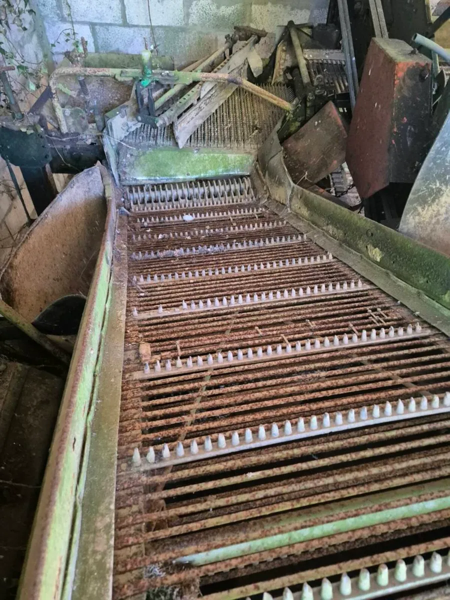 Potato harvester - Image 3