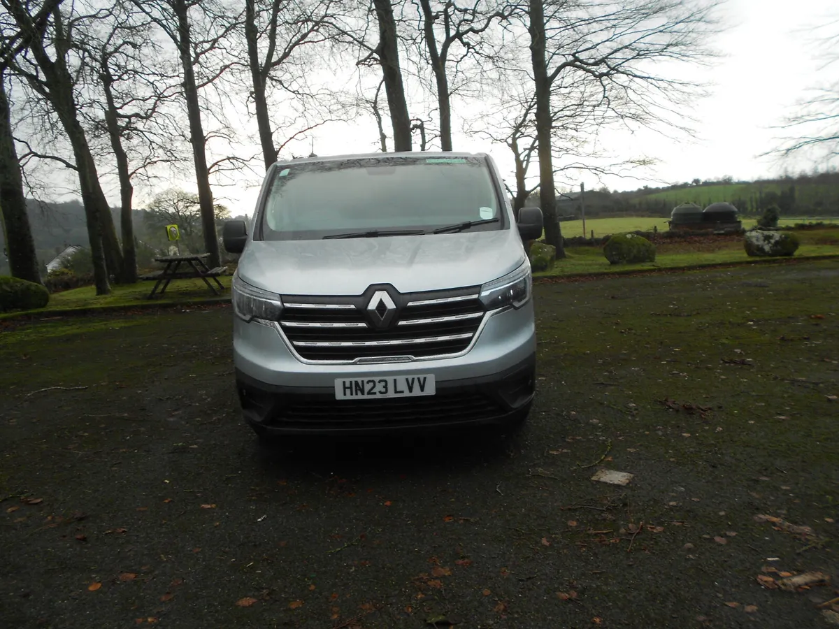 Renault Trafic 2023 - Image 2