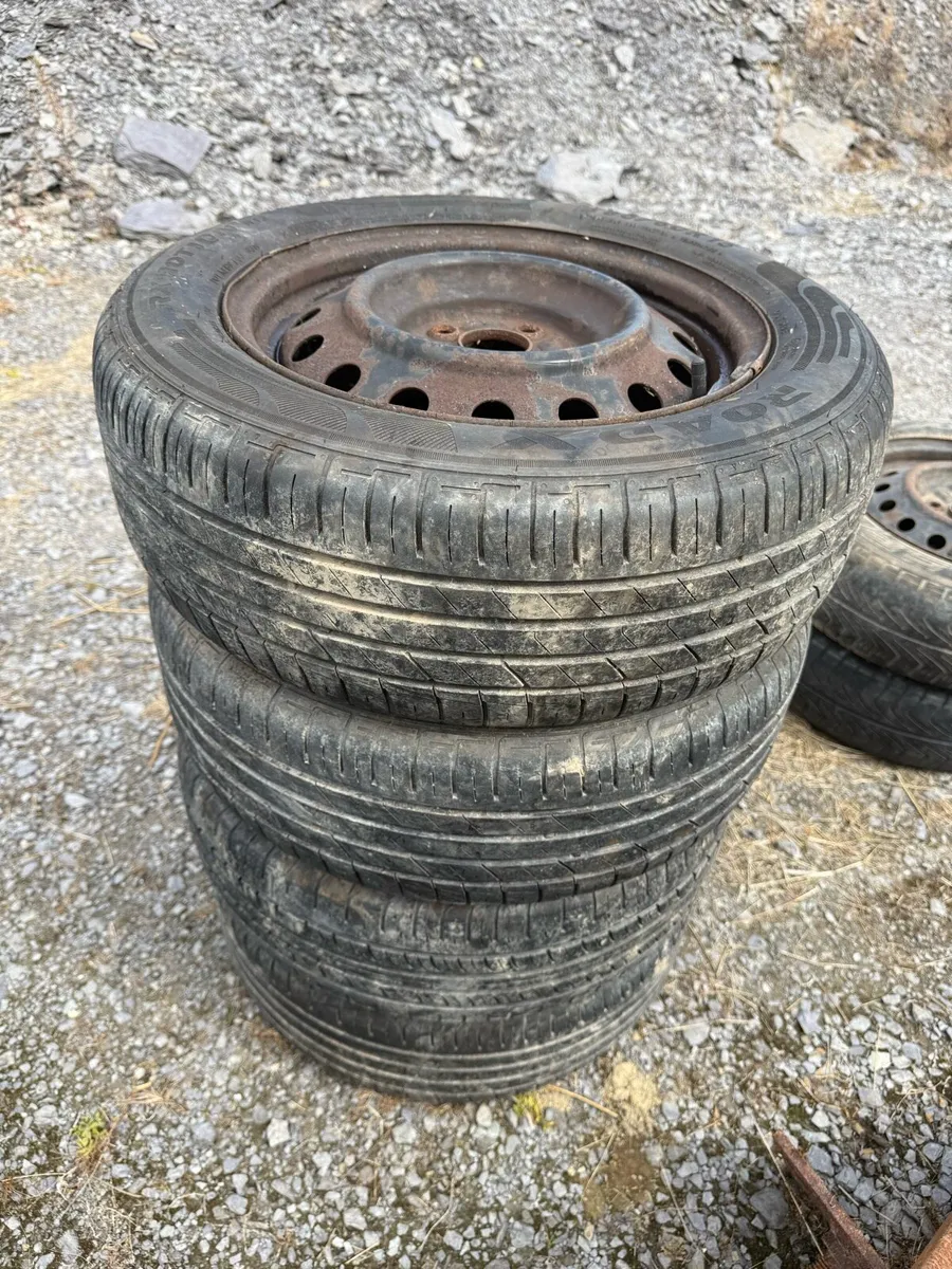 Car Rims and tyres - Image 1
