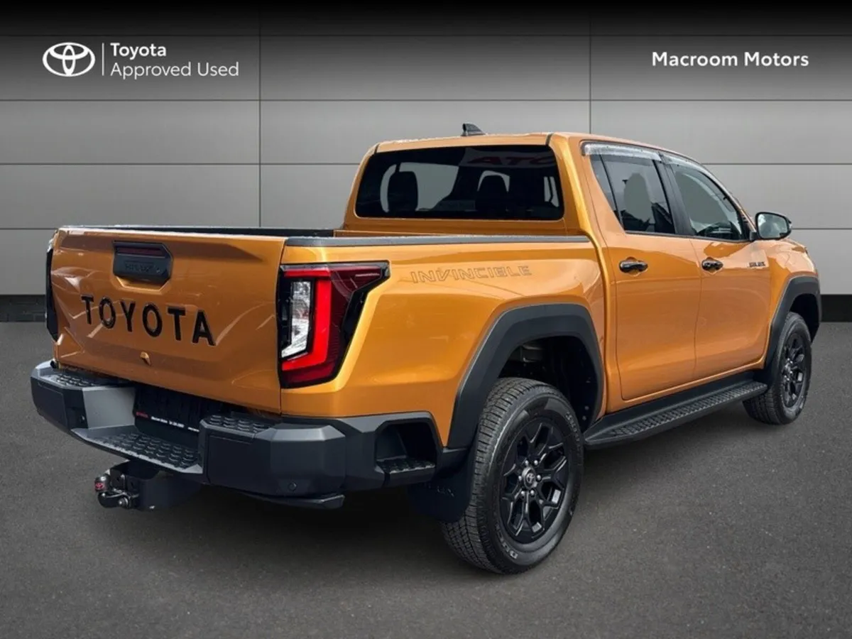 Toyota Hilux HILUX 2.8 INVINCIBLE - Image 2