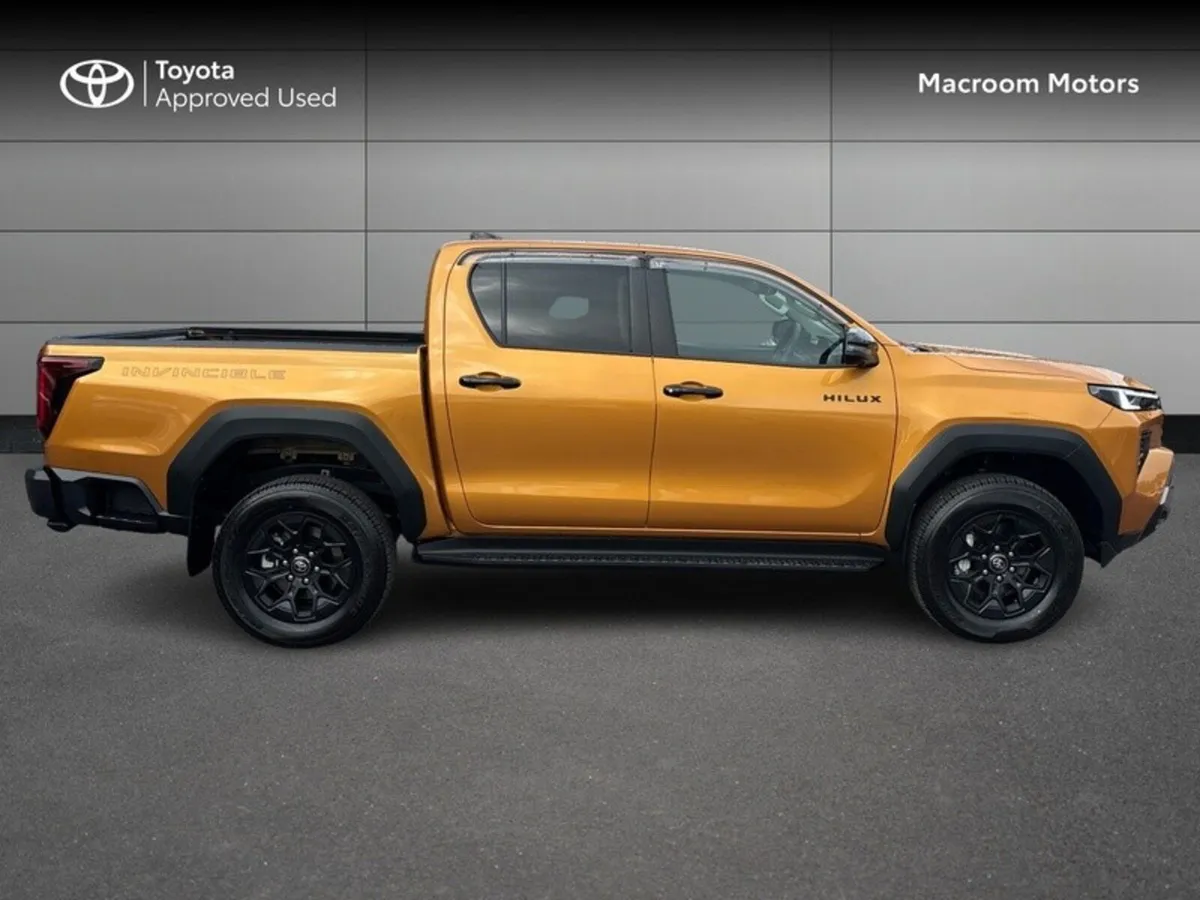 Toyota Hilux HILUX 2.8 INVINCIBLE - Image 3