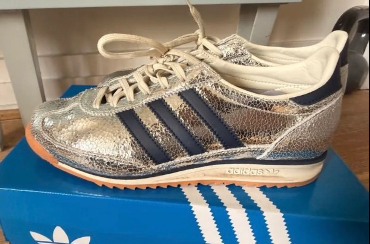 Addidas - Image 1