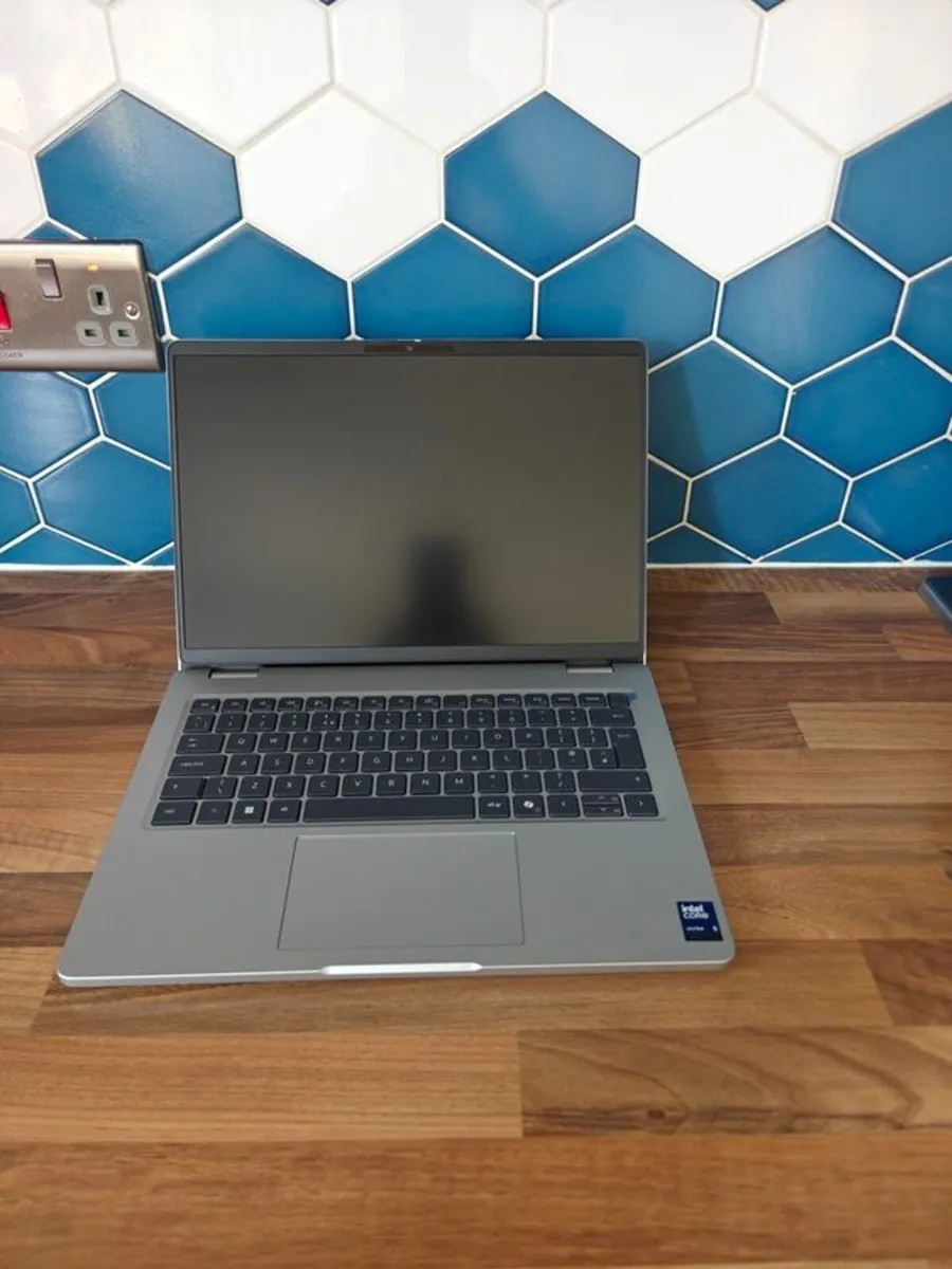 Dell Pro 14 | Ultra 5 | 16GB | 256GB | 14" WUXGA | - Image 1