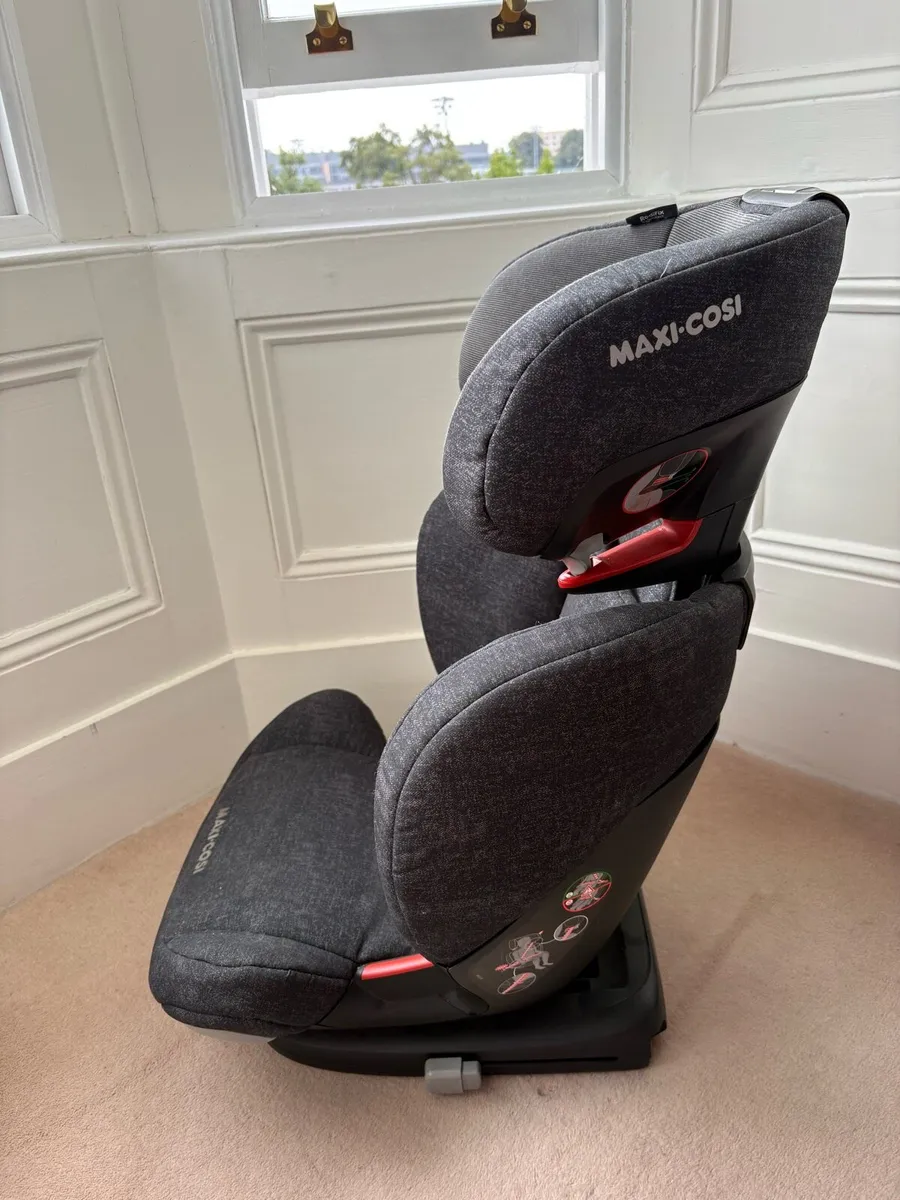 Maxi-Cosi RodiFix Air Protect Car Seat 3.5-12 Year - Image 2
