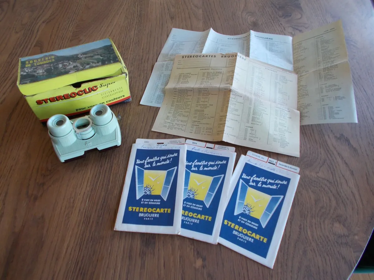 Rare 'Stereoclic' Super 3D Viewer - Image 1