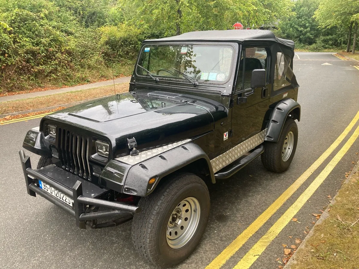 95 jeep wrangler classic automatic - Image 1