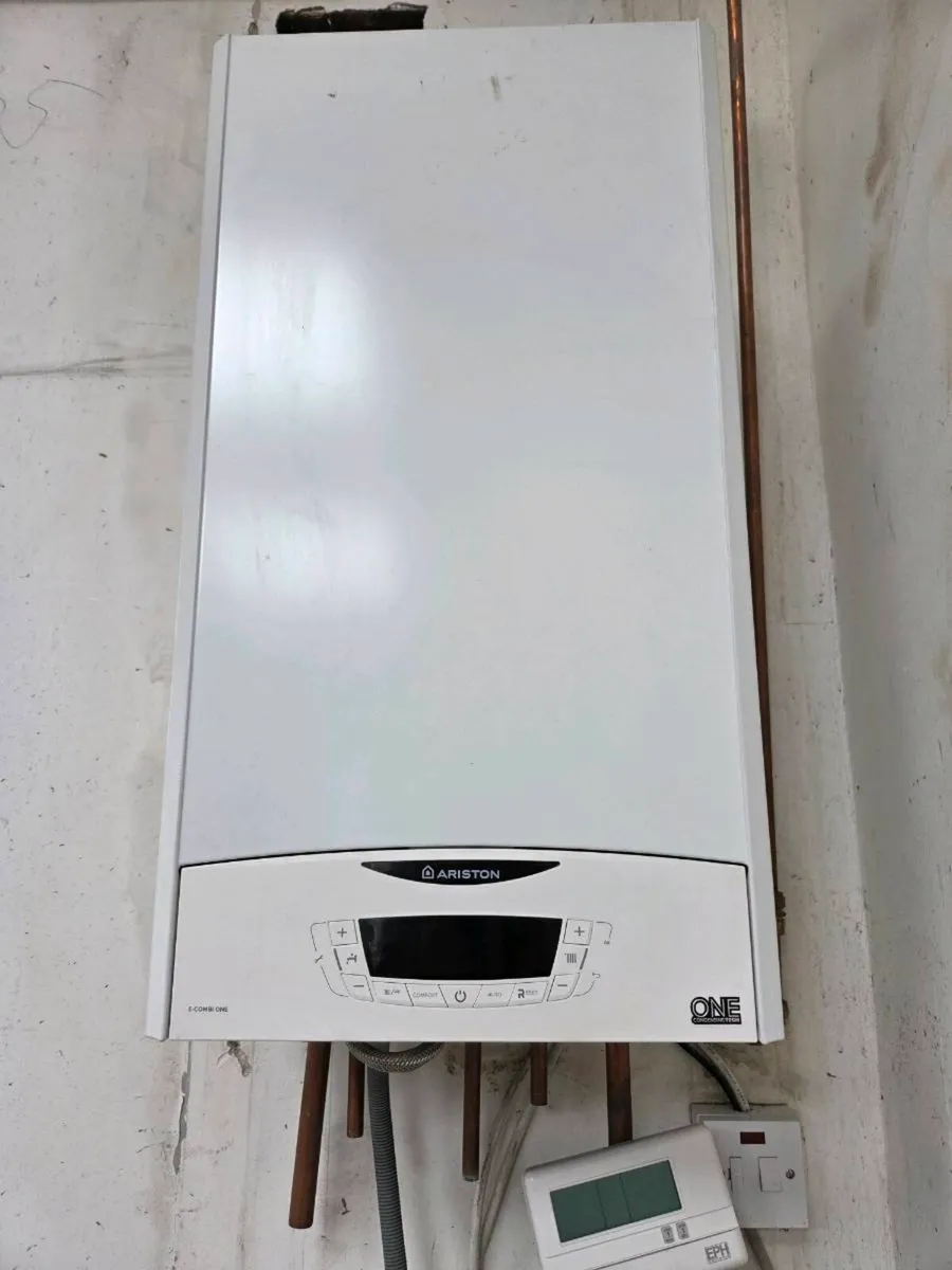Ariston E-Combi ONE 24 kW - Image 1