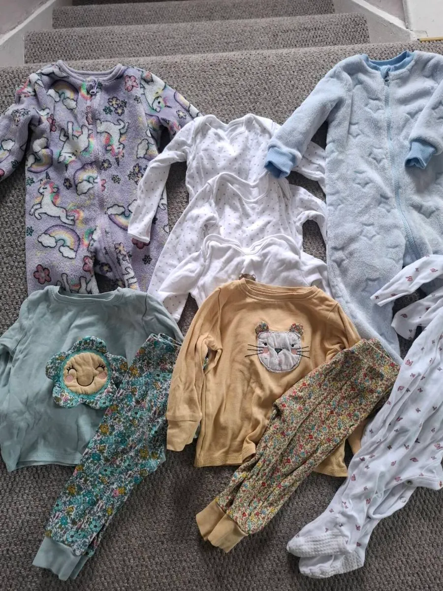 Baby girl bundle - Image 1