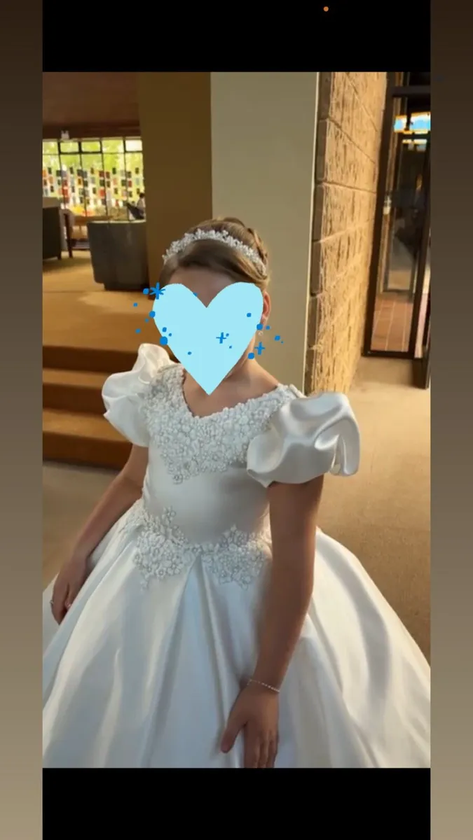 Communion dress - Image 2