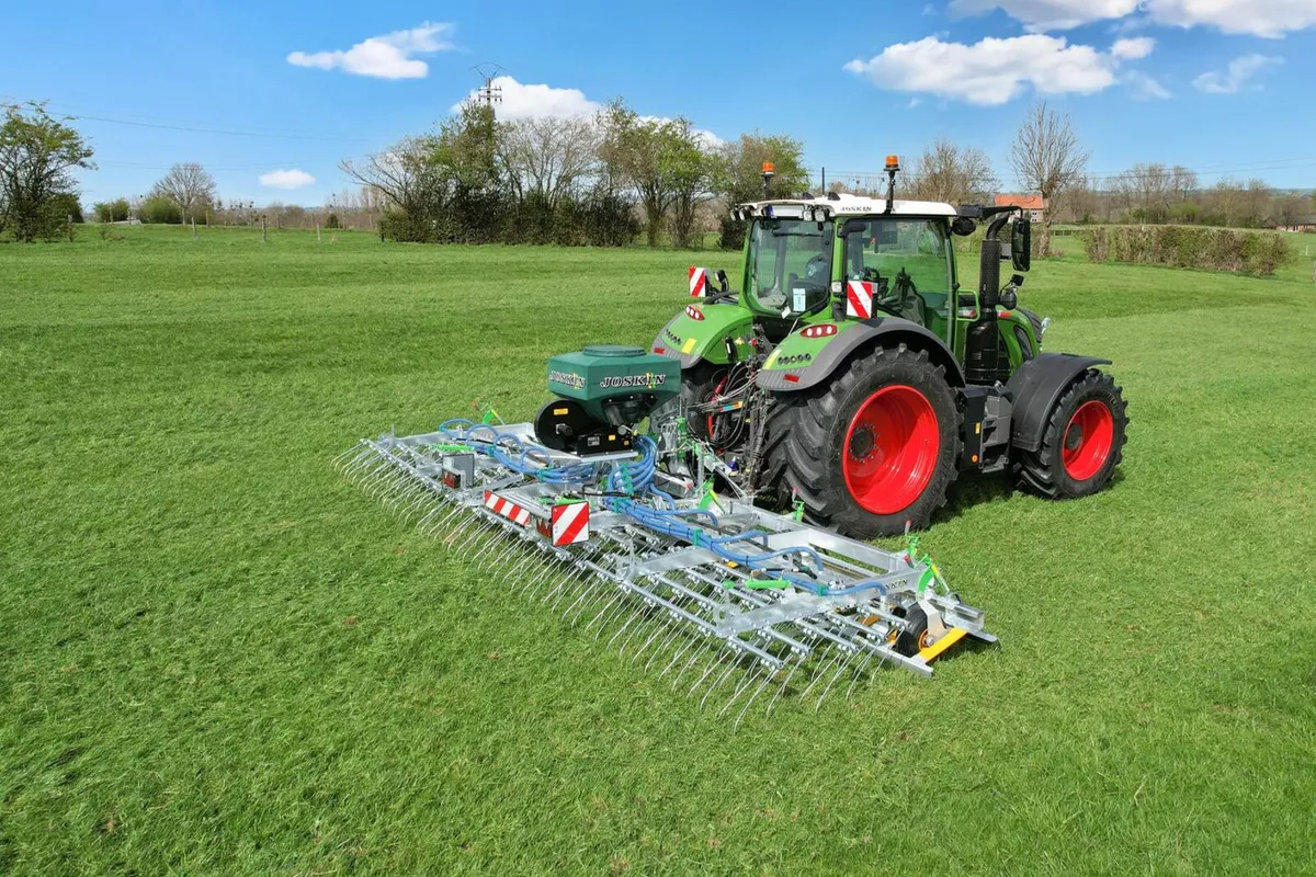JOSKIN 4.8M SCARIFLEX C/W AIR SEEDER - Image 1