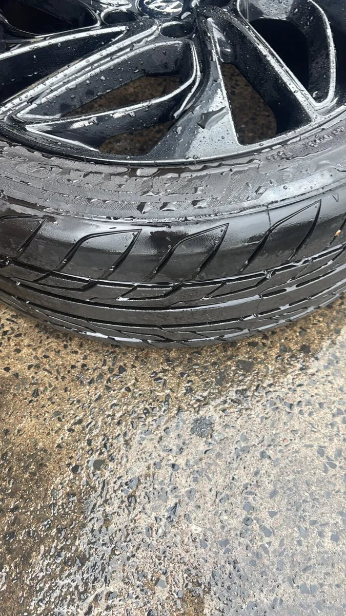 19” Hyundai Tucson Alloys for Sale - Image 2