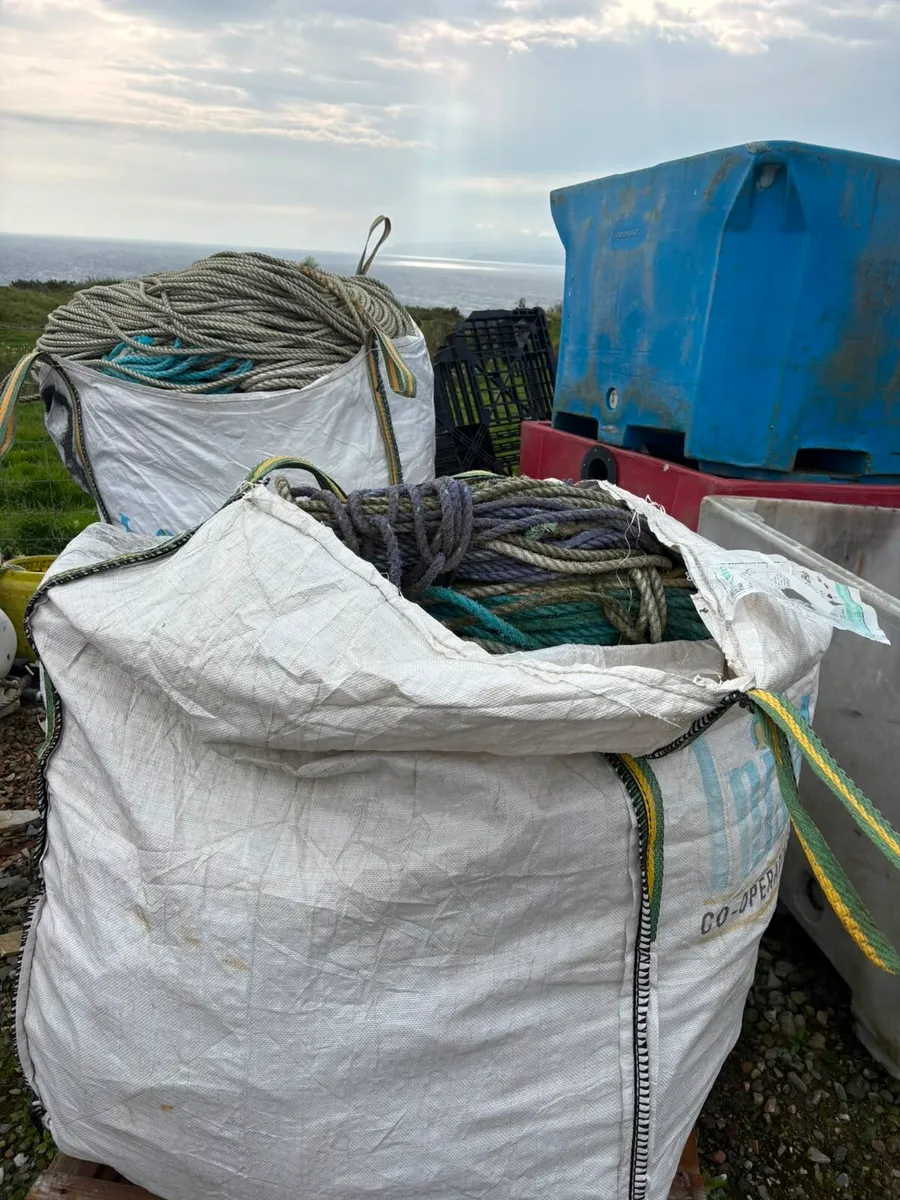 2 bags of leaded rope - Image 1